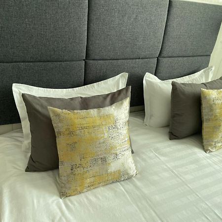 Altyn Adam Hotel Petropavlovsk Luaran gambar