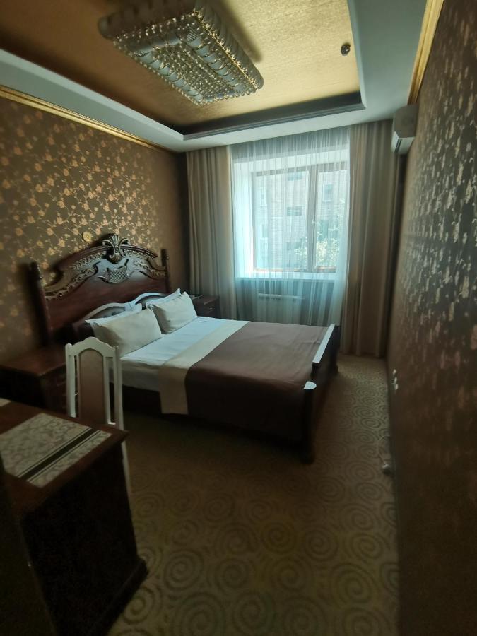 Altyn Adam Hotel Petropavlovsk Luaran gambar