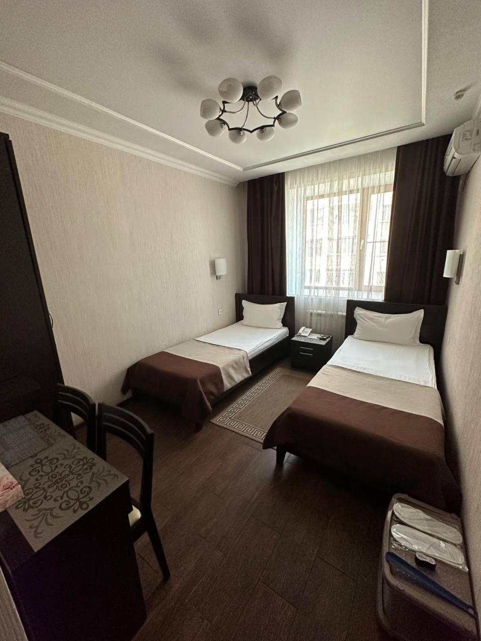 Altyn Adam Hotel Petropavlovsk Luaran gambar