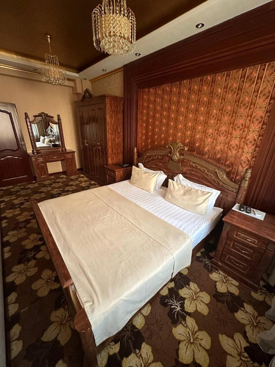Altyn Adam Hotel Petropavlovsk Luaran gambar