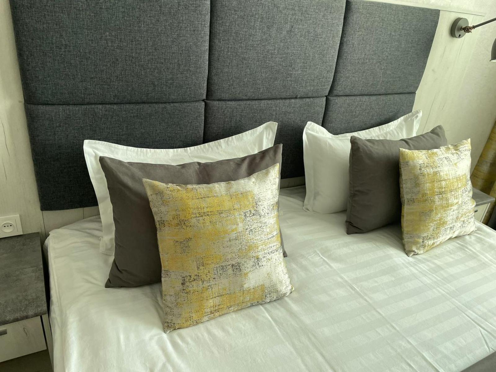 Altyn Adam Hotel Petropavlovsk Luaran gambar