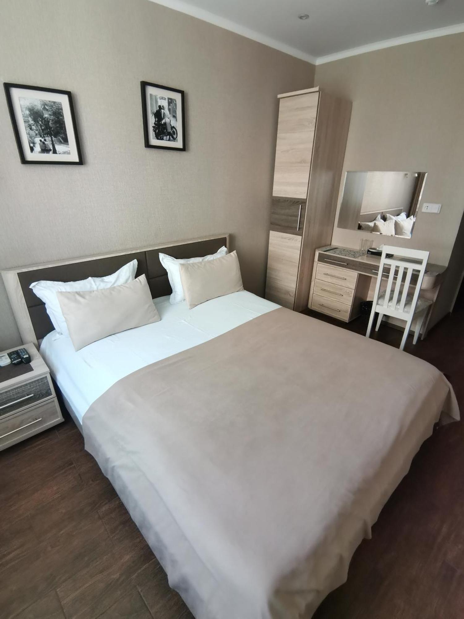 Altyn Adam Hotel Petropavlovsk Luaran gambar