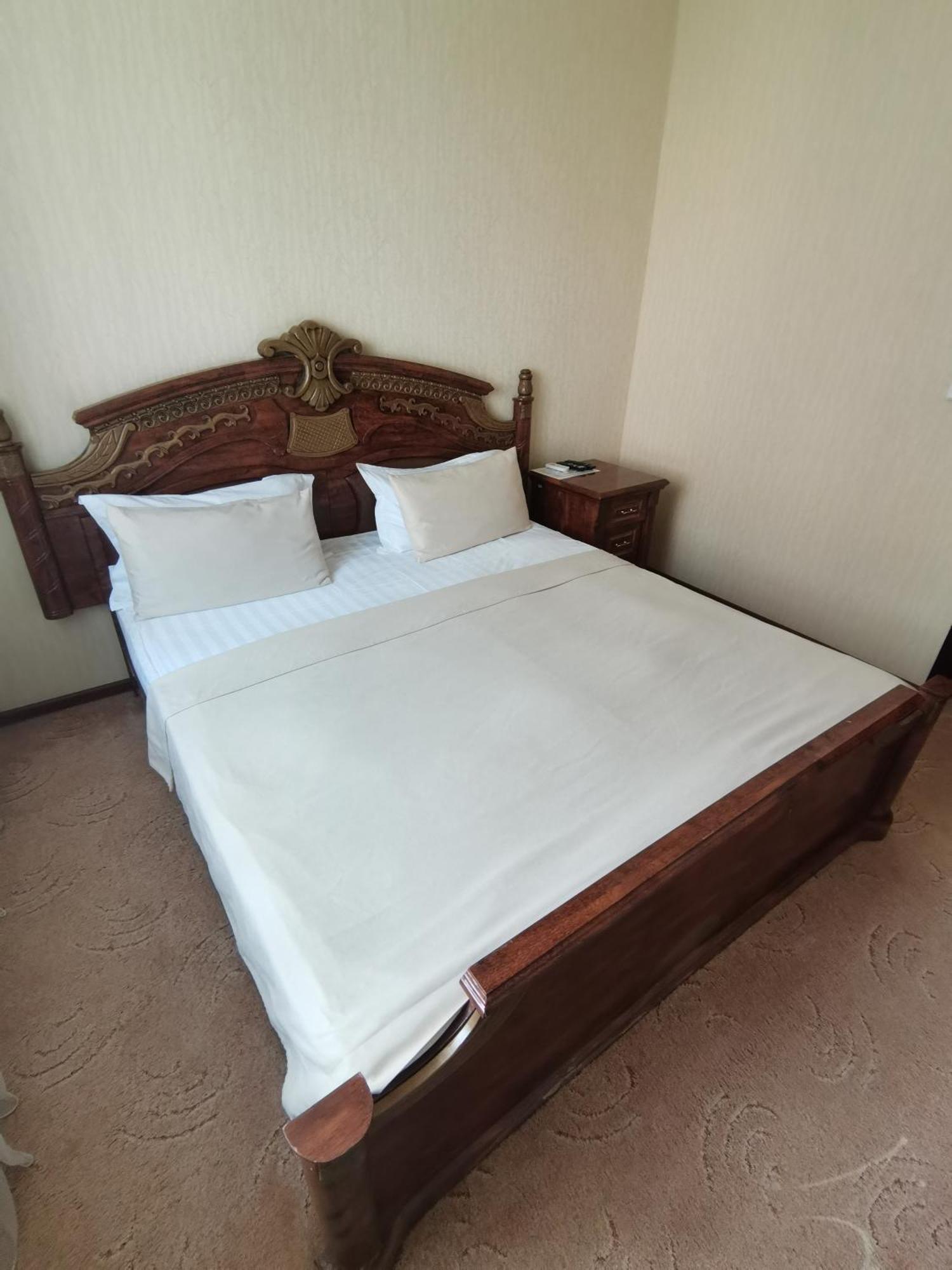 Altyn Adam Hotel Petropavlovsk Luaran gambar
