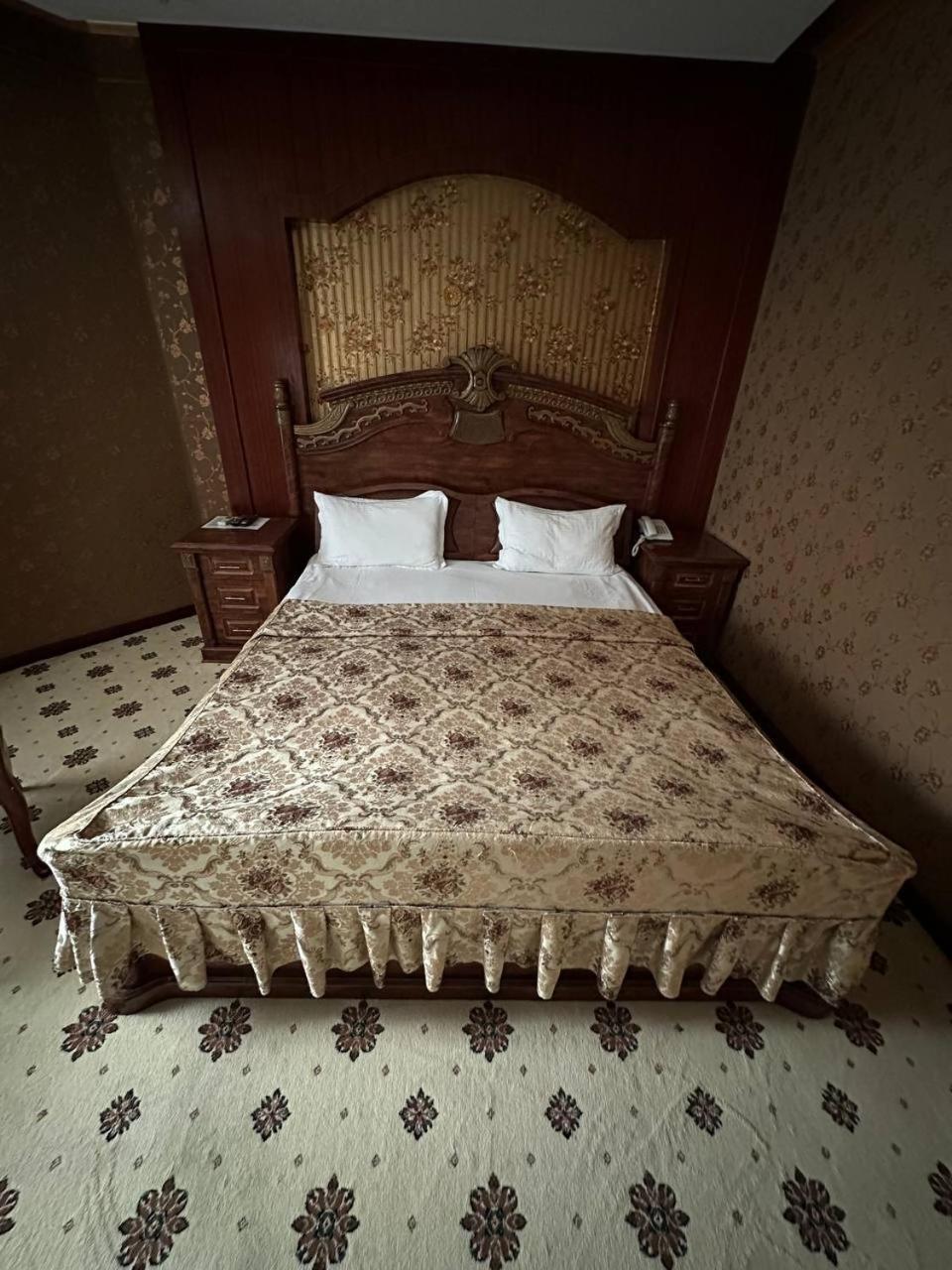 Altyn Adam Hotel Petropavlovsk Luaran gambar